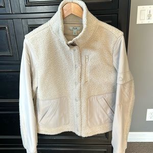 Never Worn - Women’s Sherpa Jacket